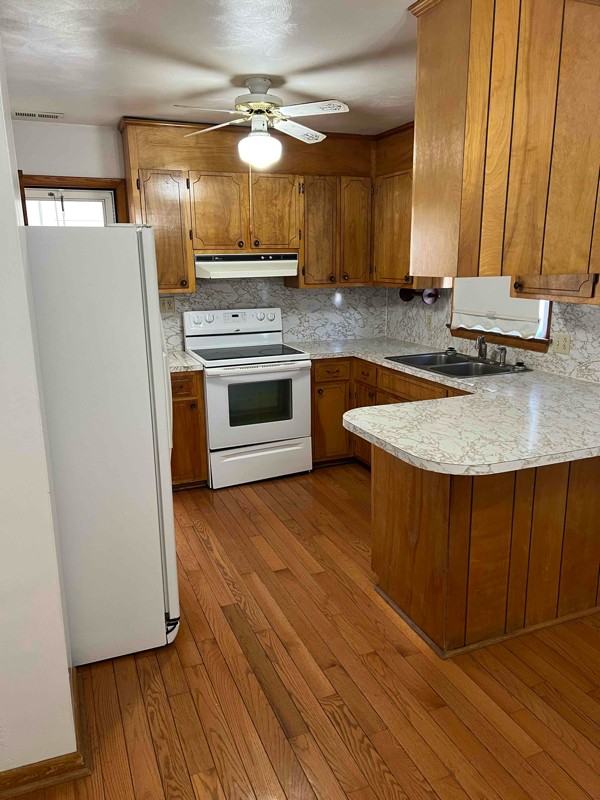 5946 Centennial Rd - Photo 6 of 13