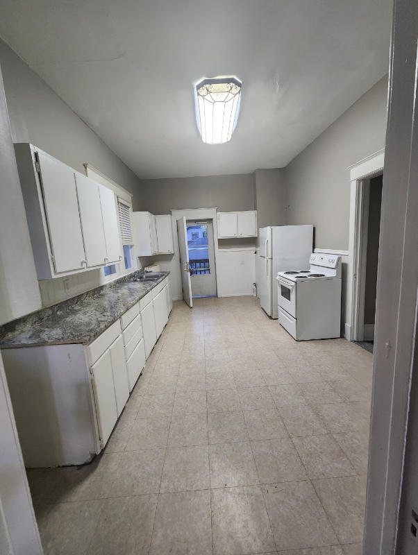 1056 3rd St E #2 - Photo 5 of 19