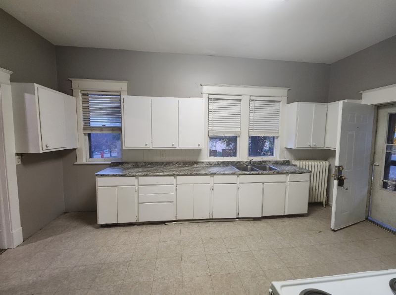 1056 3rd St E #2 - Photo 7 of 19