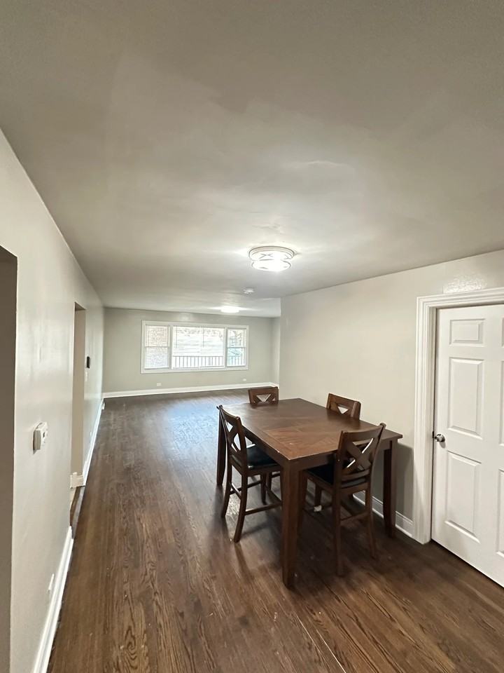 2623 W 79th St #2A - Photo 3 of 19