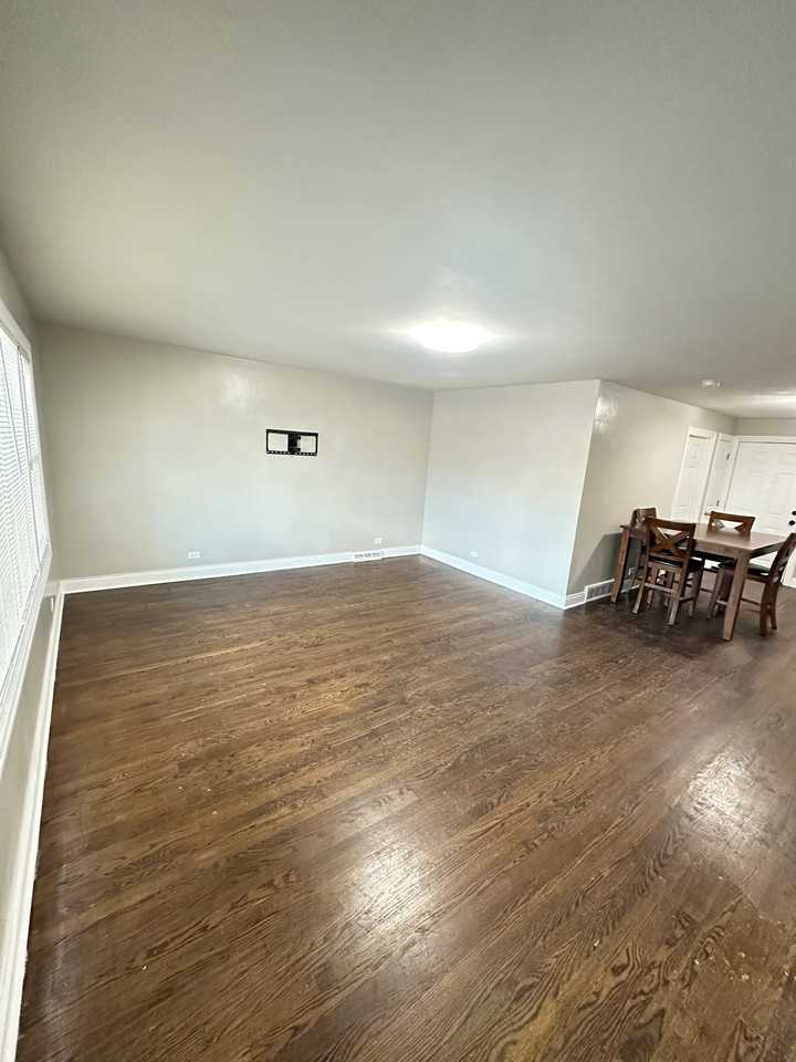 2623 W 79th St #2A - Photo 5 of 19