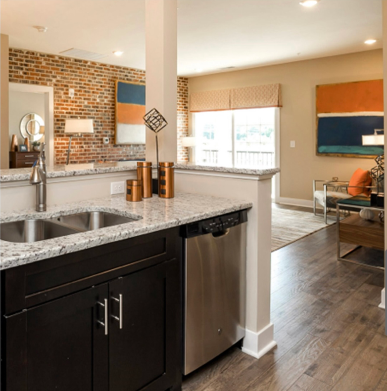 623 Lofts At Monroe Park - Photo 2 of 14