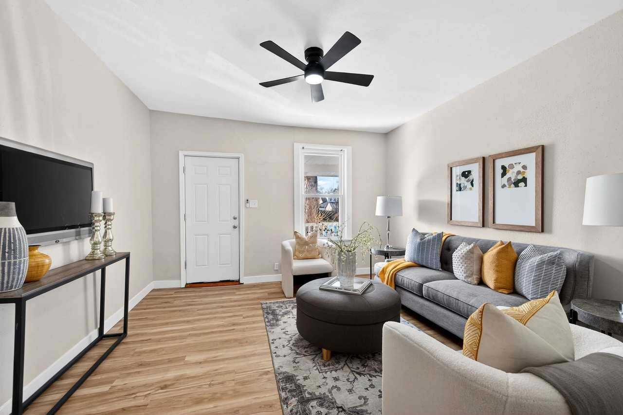 6973 Winona Ave - Photo 2 of 16