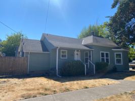 featured image of 398 22nd St Se