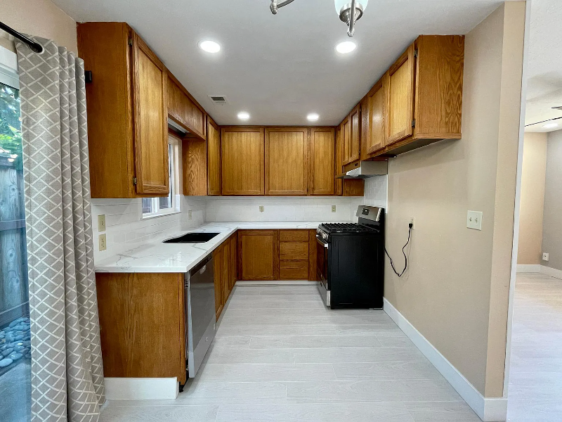 412 Persifer St #A - Photo 3 of 11