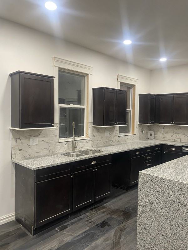 3478 Ludden St - Photo 6 of 20