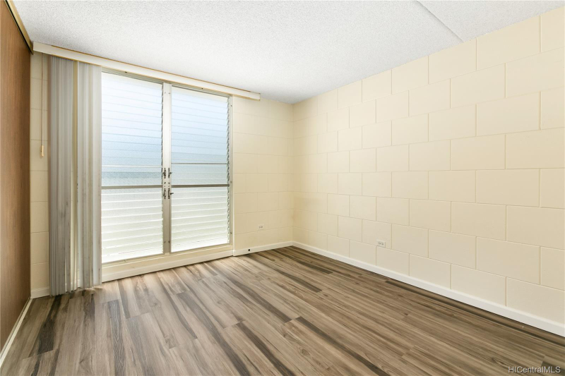 2845 Waialae Ave #421 - Photo 2 of 15