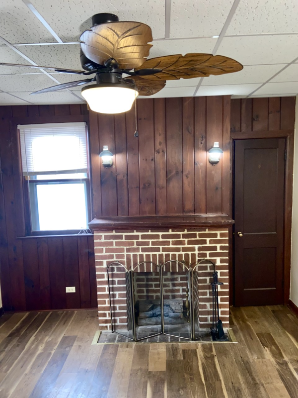 401 3rd St #1 - Photo 7 of 15