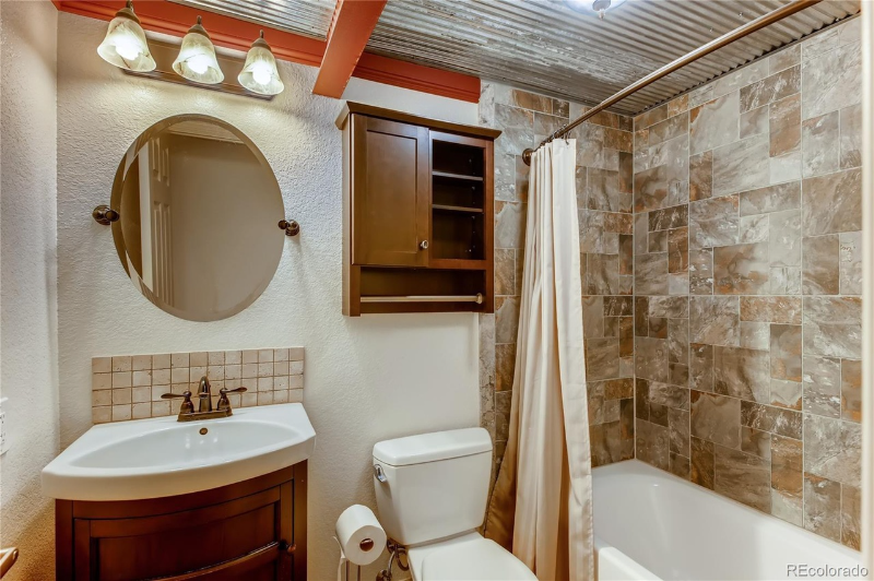 9040 W 64th Pl - Photo 2 of 5