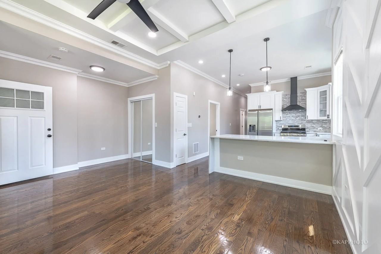 5855 S Indiana Ave #1 - Photo 5 of 20