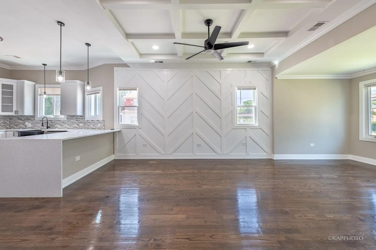 5855 S Indiana Ave #1 - Photo 6 of 20