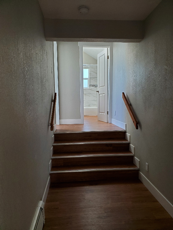1240 Elmira St - Photo 3 of 9