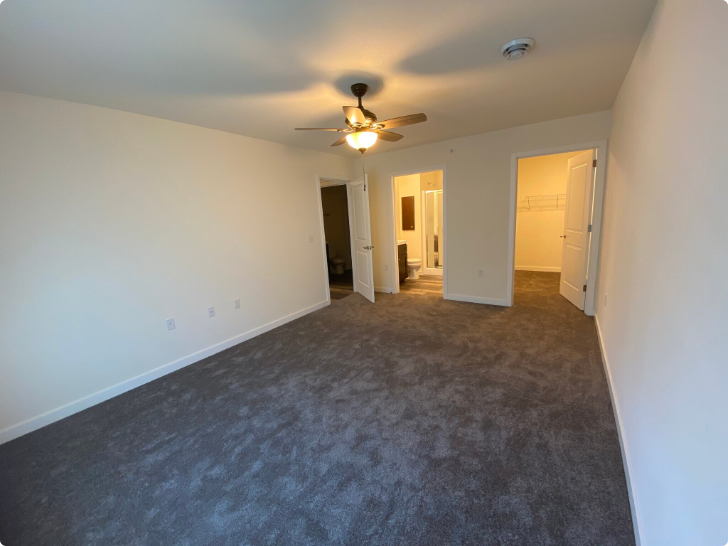 210 S 6th St #4 - Photo 4 of 10