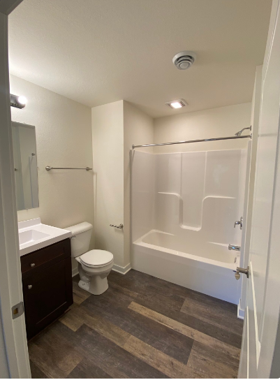 210 S 6th St #4 - Photo 7 of 10