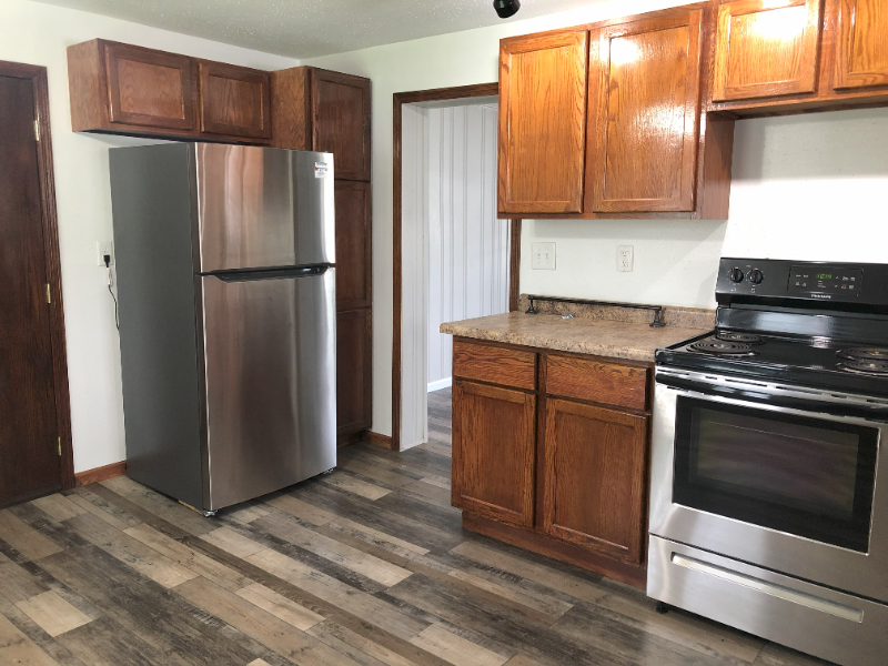 310 E Saratoga St - Photo 4 of 17