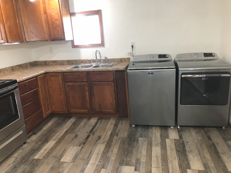 310 E Saratoga St - Photo 5 of 17