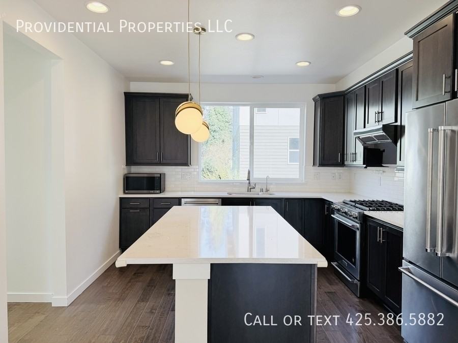 14669 36th Ave Ne #1 - Photo 5 of 27