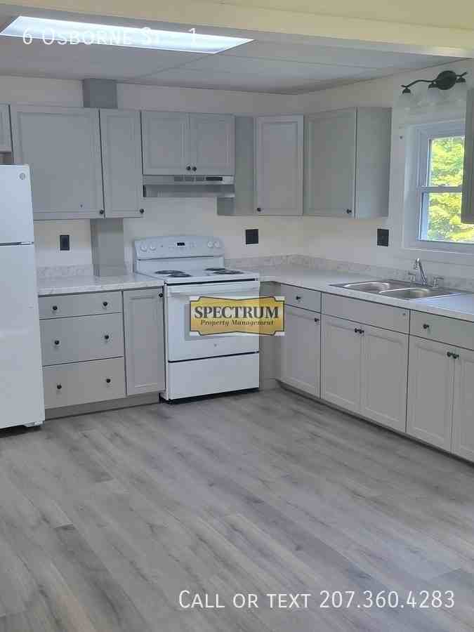 6 Osborne St #1 - Photo 3 of 9