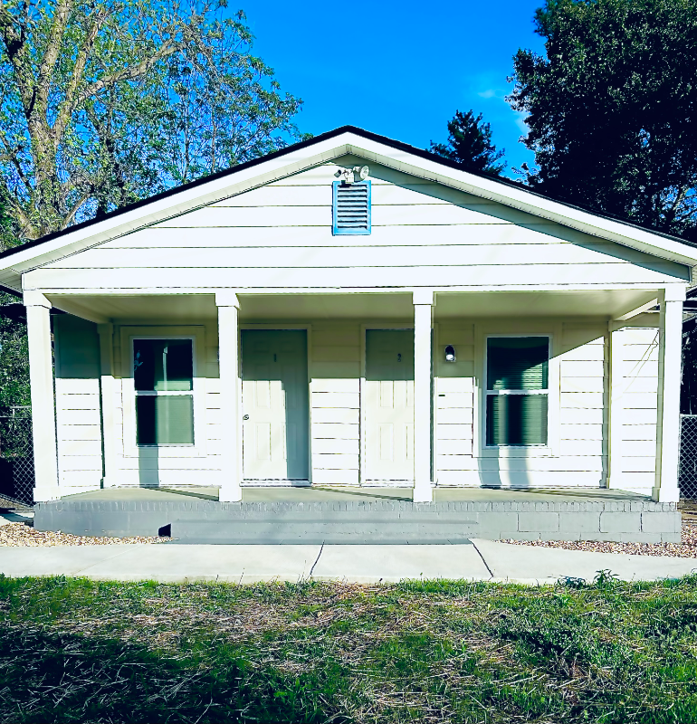 807 Pine St