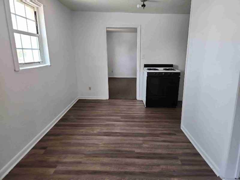 4525 Dixie Hwy - Photo 5 of 9