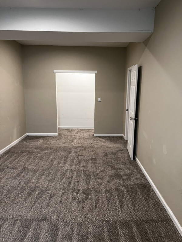 932 S Tennyson St - Photo 7 of 19