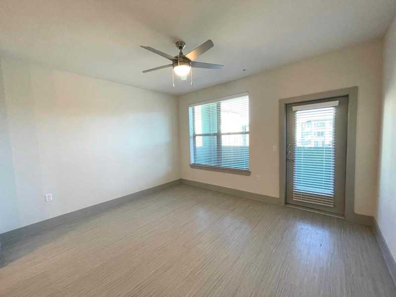 551 E Finley Blvd #4110 - Photo 5 of 10