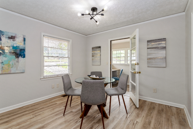 267 Wayne Ave - Photo 5 of 20