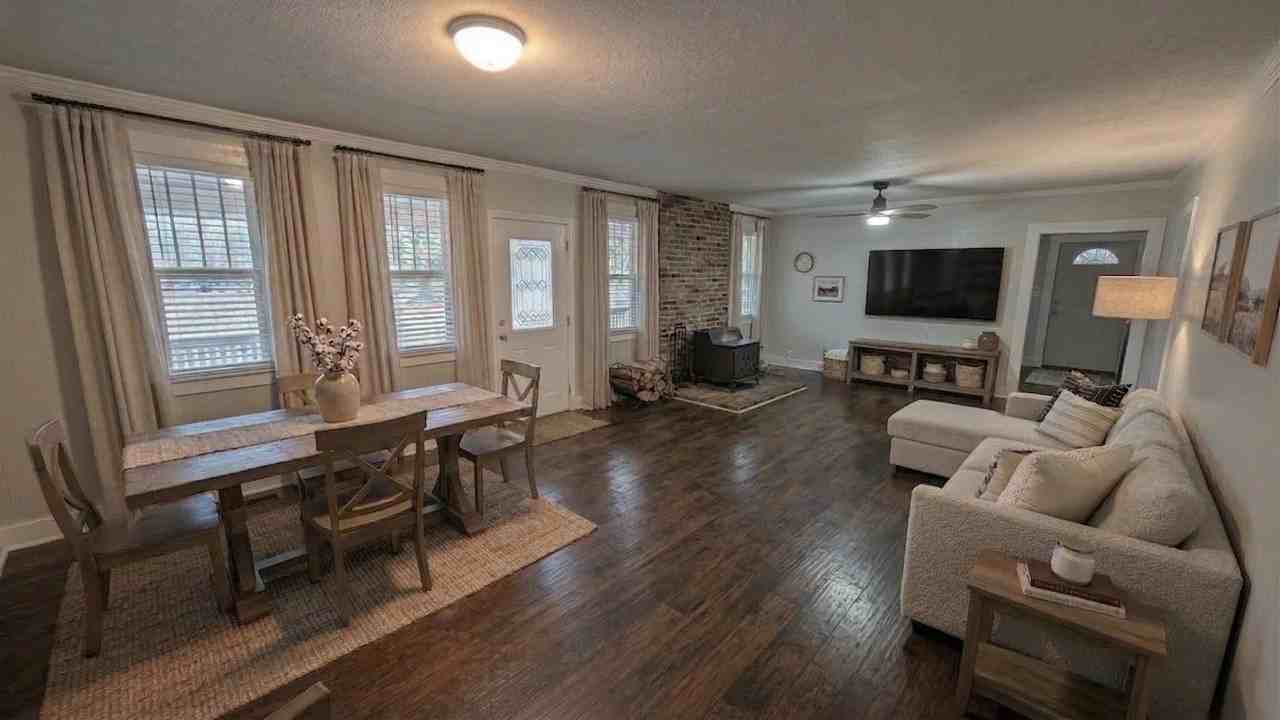 1534 Midland Rd - Photo 6 of 28