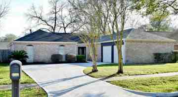 featured image of 13723 Ella Lee Ln
