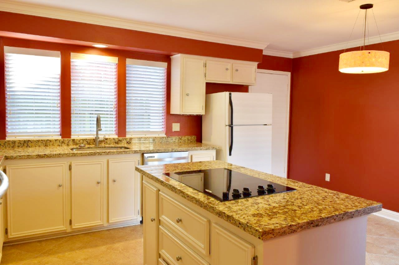 13723 Ella Lee Ln - Photo 4 of 18