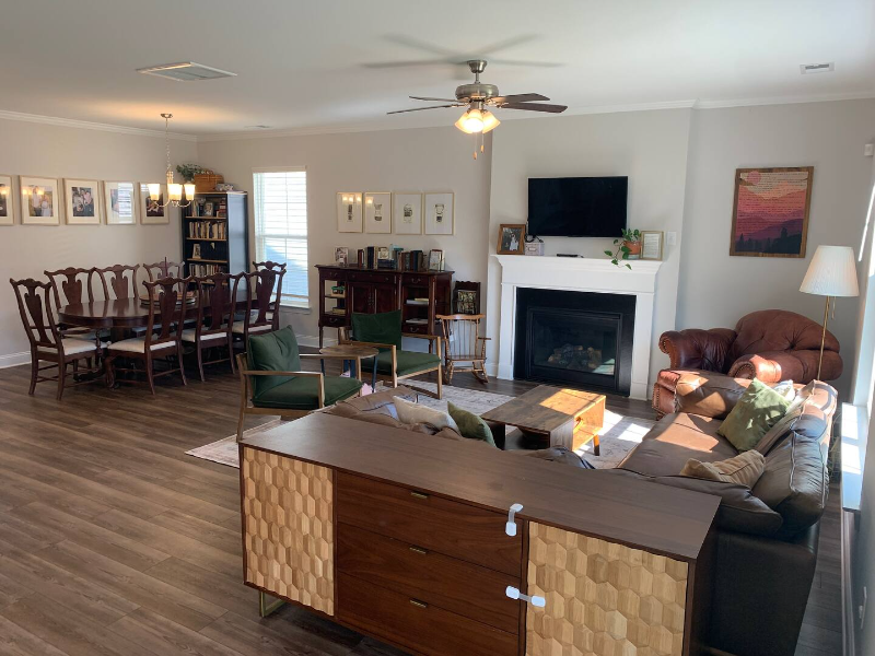 156 Secretariat St - Photo 5 of 17