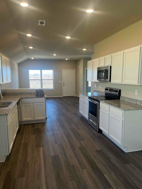 1039 S Nighthawk Ln - Photo 5 of 21