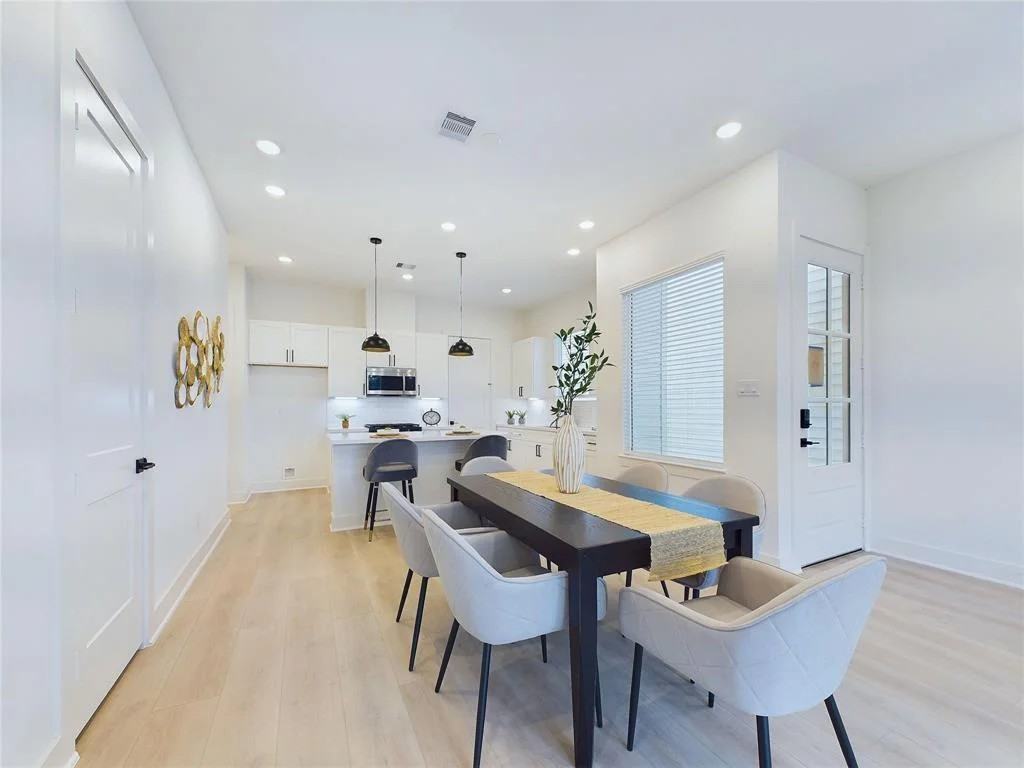 3844 Seabrook St - Photo 3 of 13