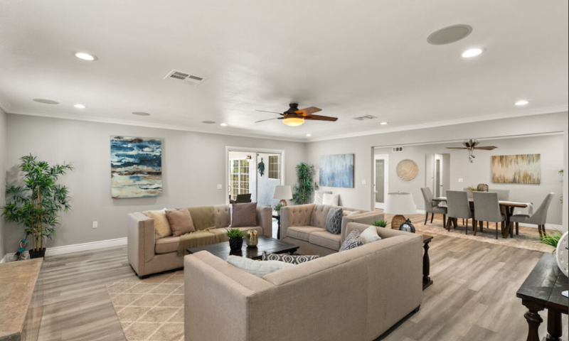 1342 E Elsmere Dr - Photo 3 of 10