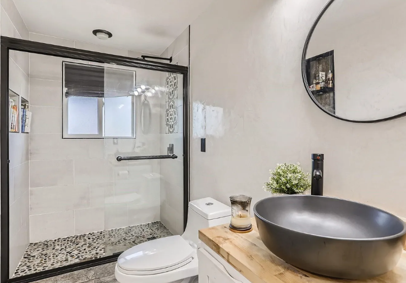 902 S Ironton St - Photo 4 of 11