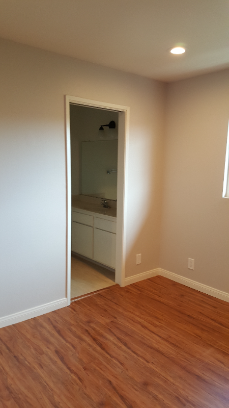 1712 Pepper St - Photo 2 of 2