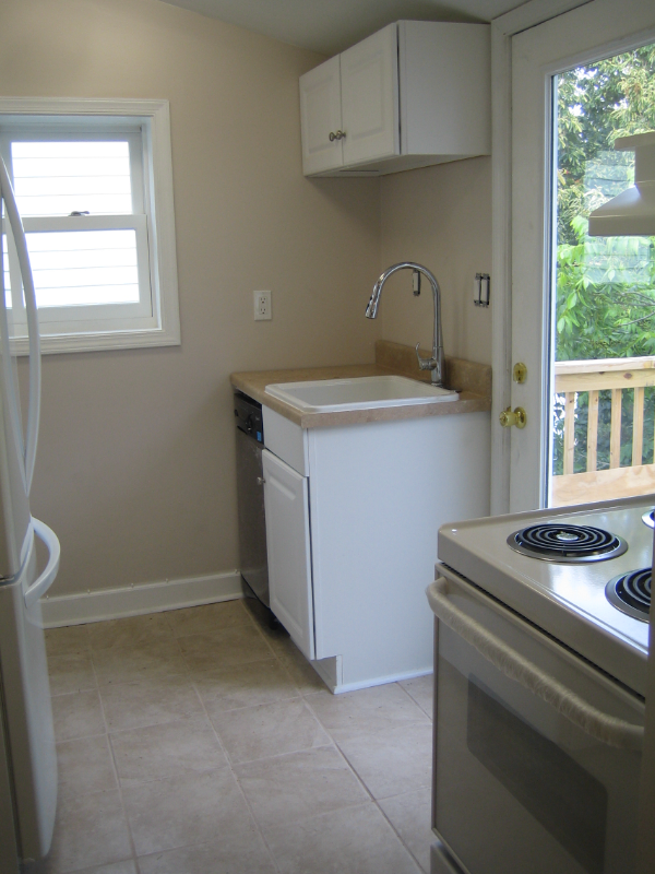 487 Pocahontas Ave #D - Photo 2 of 8