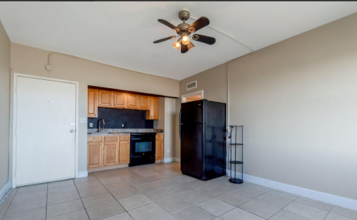 311 W Ashley St #806 - Photo 5 of 18