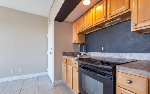 311 W Ashley St #806 - Photo 7 of 18