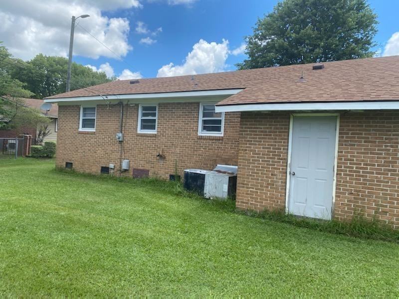 109 Jeffery St - Photo 2 of 9