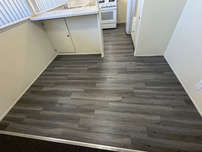 700 N East End Ave #20 - Photo 4 of 14