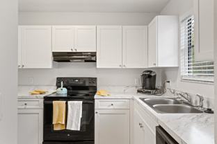 2550 W Bird St - Photo 1 of 1