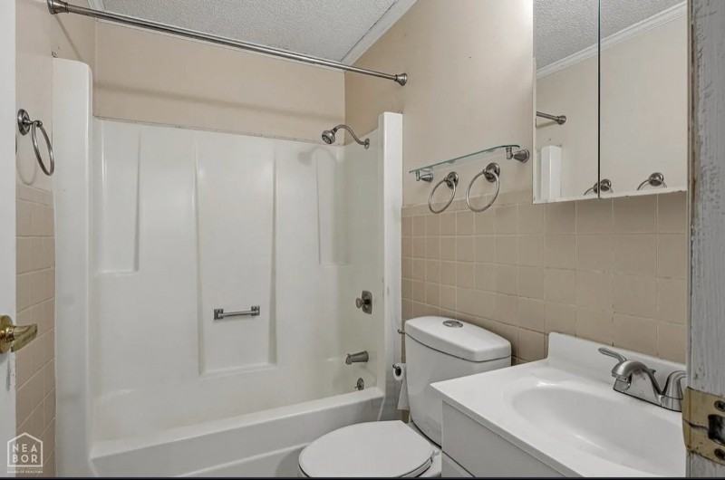 112 Sparkey Dr - Photo 7 of 9