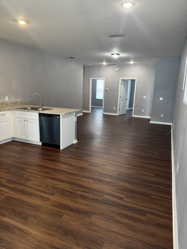 1999 Marshall St #2 - Photo 3 of 13