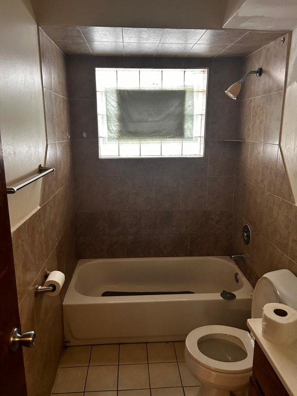 402 Madison Ave #1 - Photo 2 of 5