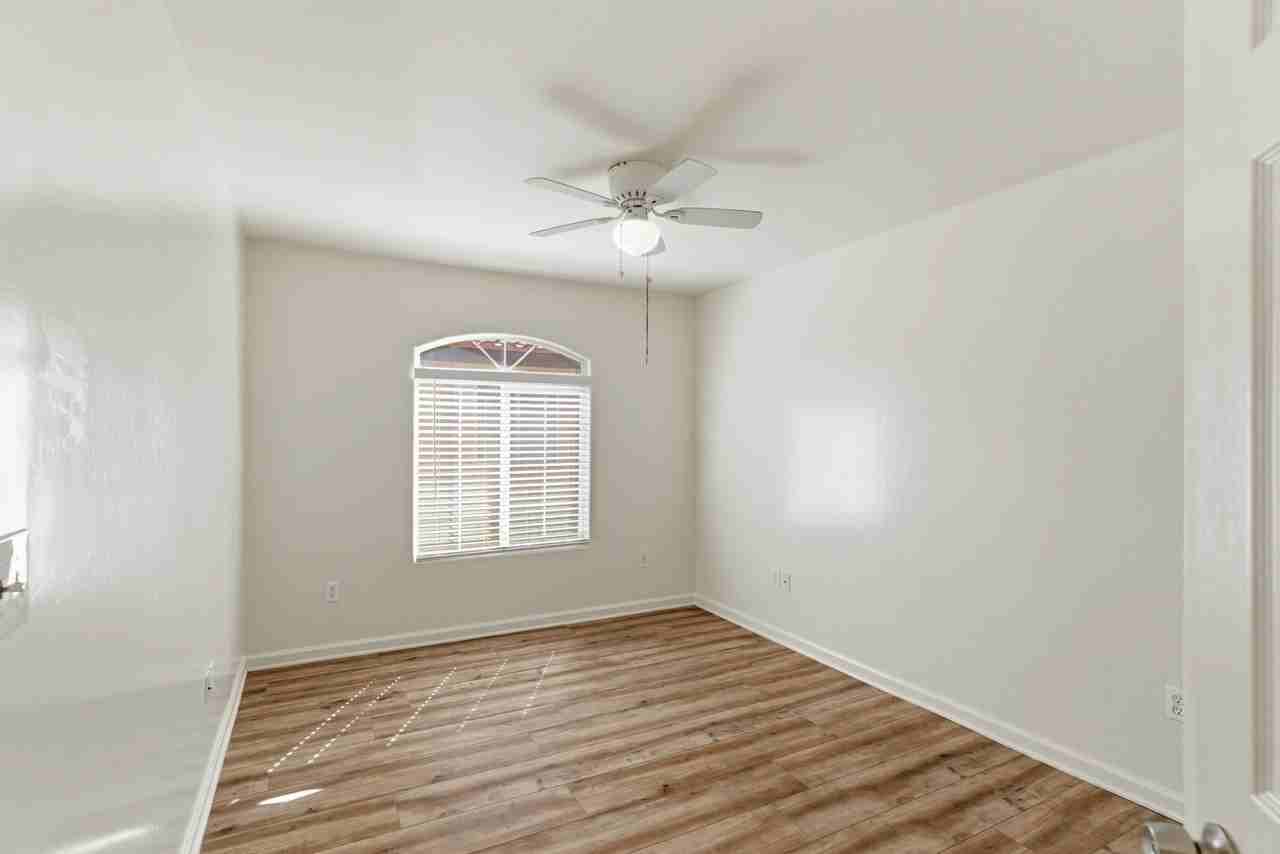 722 K St #A - Photo 7 of 14