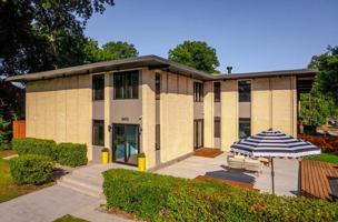 featured image of 5402 Gaston Ave
