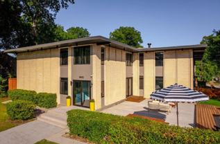 Nuvo Newport - Photo 1 of 1