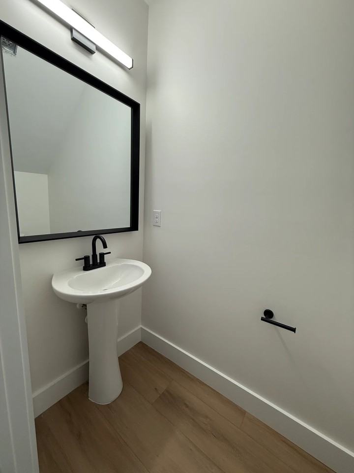 731 Old Whitney Rd - Photo 7 of 43