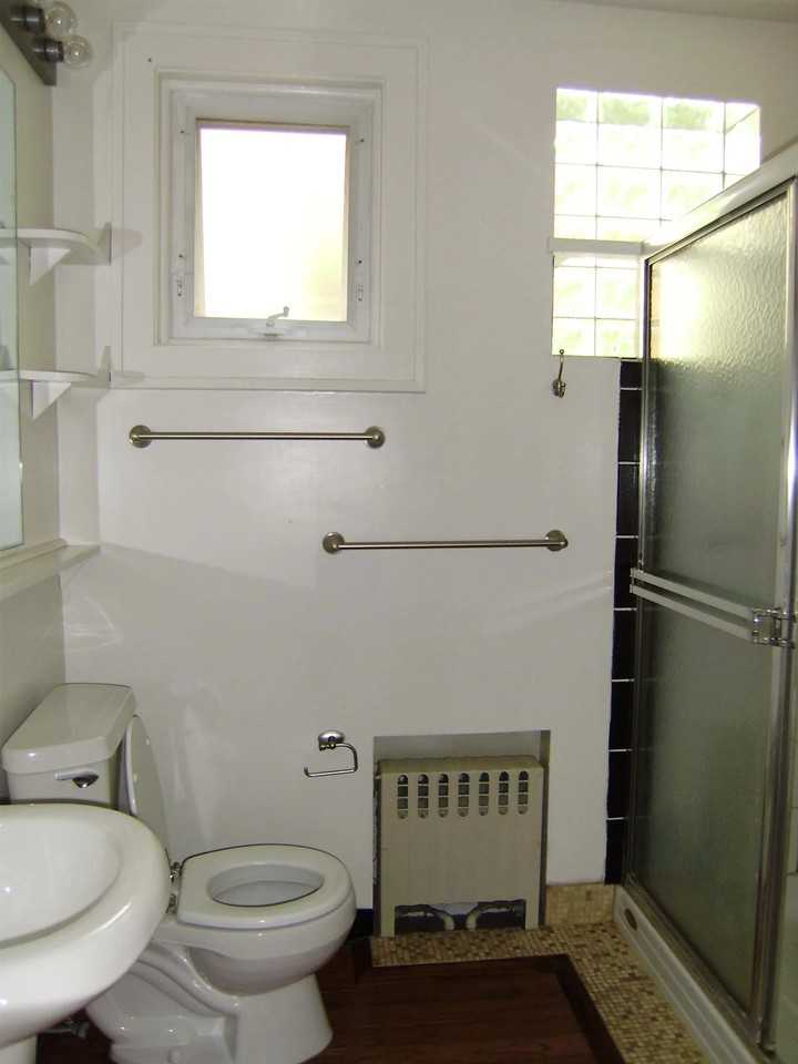 5623 Woodmont St #5623 - Photo 7 of 9